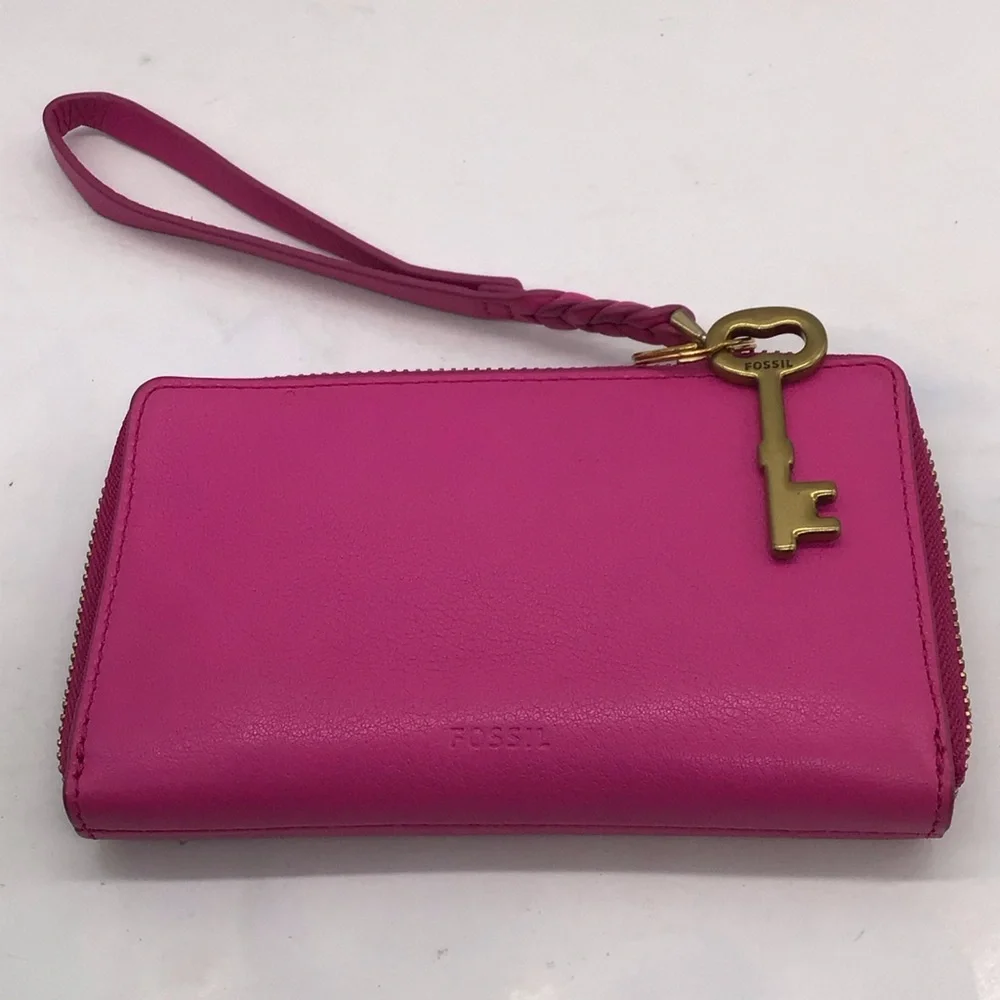 Fossil Emma RFID Hot Pink Leather Wristlet - Picture 2 of 7